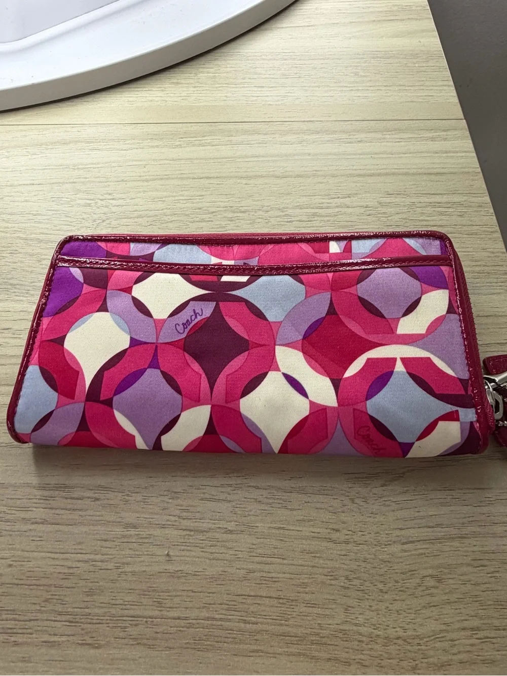 Y2K Coach Poppy kaleidoscope Pink, Purple & White Patterned Zip Wristlet Wallet